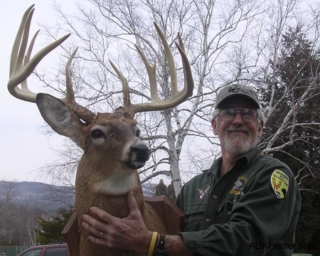1968: Dick Johndrow of Ticonderoga with his NYS Record Book Buck