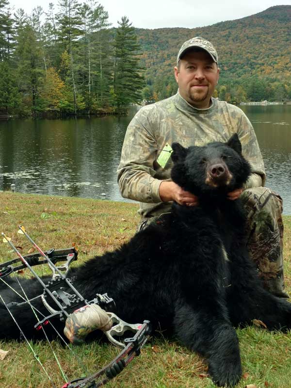 2018: Jonn Zies, Adirondack archery black bear