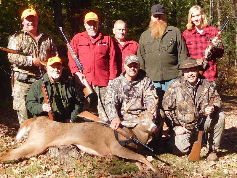 2018: Ed Ladd of the Iron Sight Gang with an 155-pound, 8-pointer take in Warren County.
